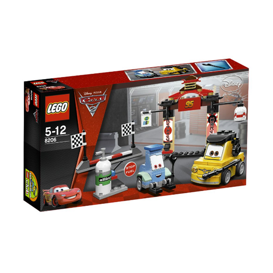 Lego 8206 Cars Tokio – zastávka v depu